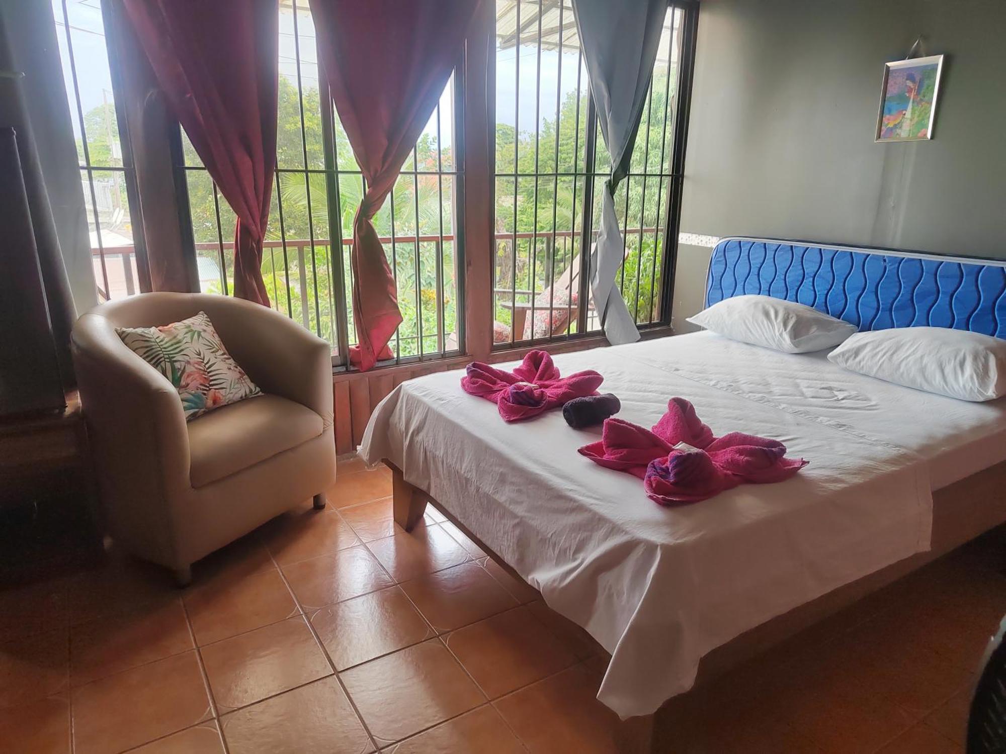 Sura House Corcovado Surinico Room With Ac Puerto Jimenez Exterior photo